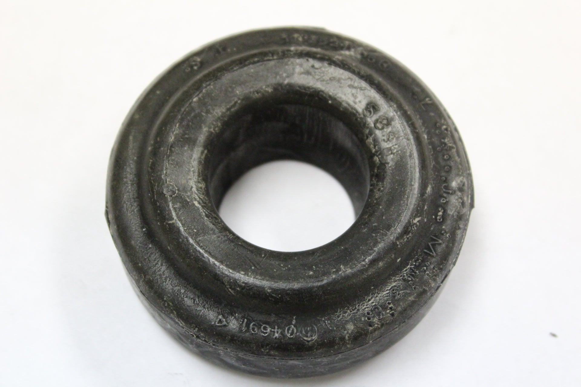I221-159 - Trailing Arm Rubber Donut