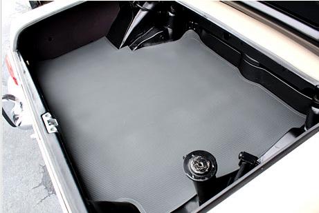 O240-095 - Trunk Mat, Large Rubber