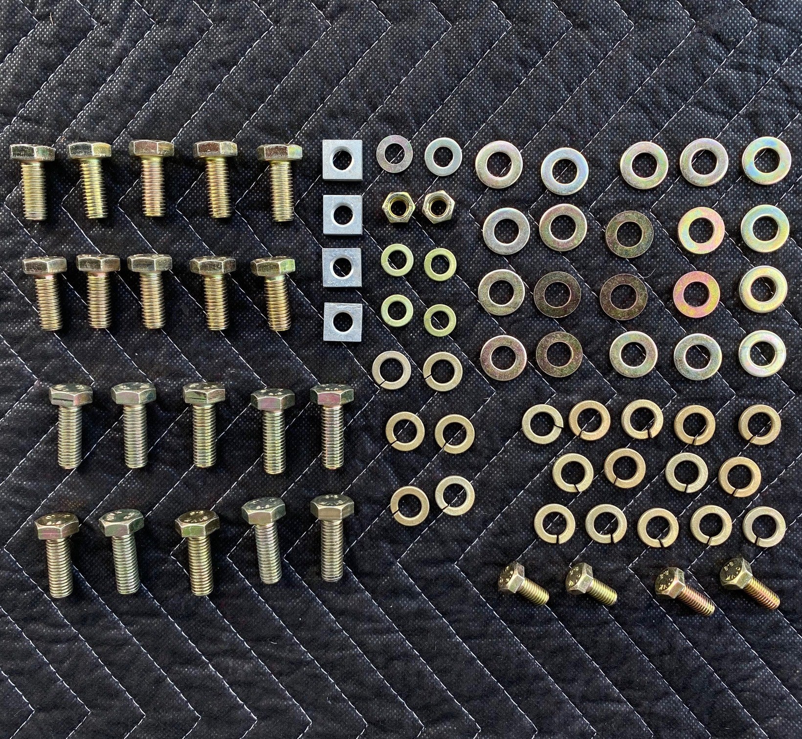 J150-200K - Rear Bumper Bolt Kit