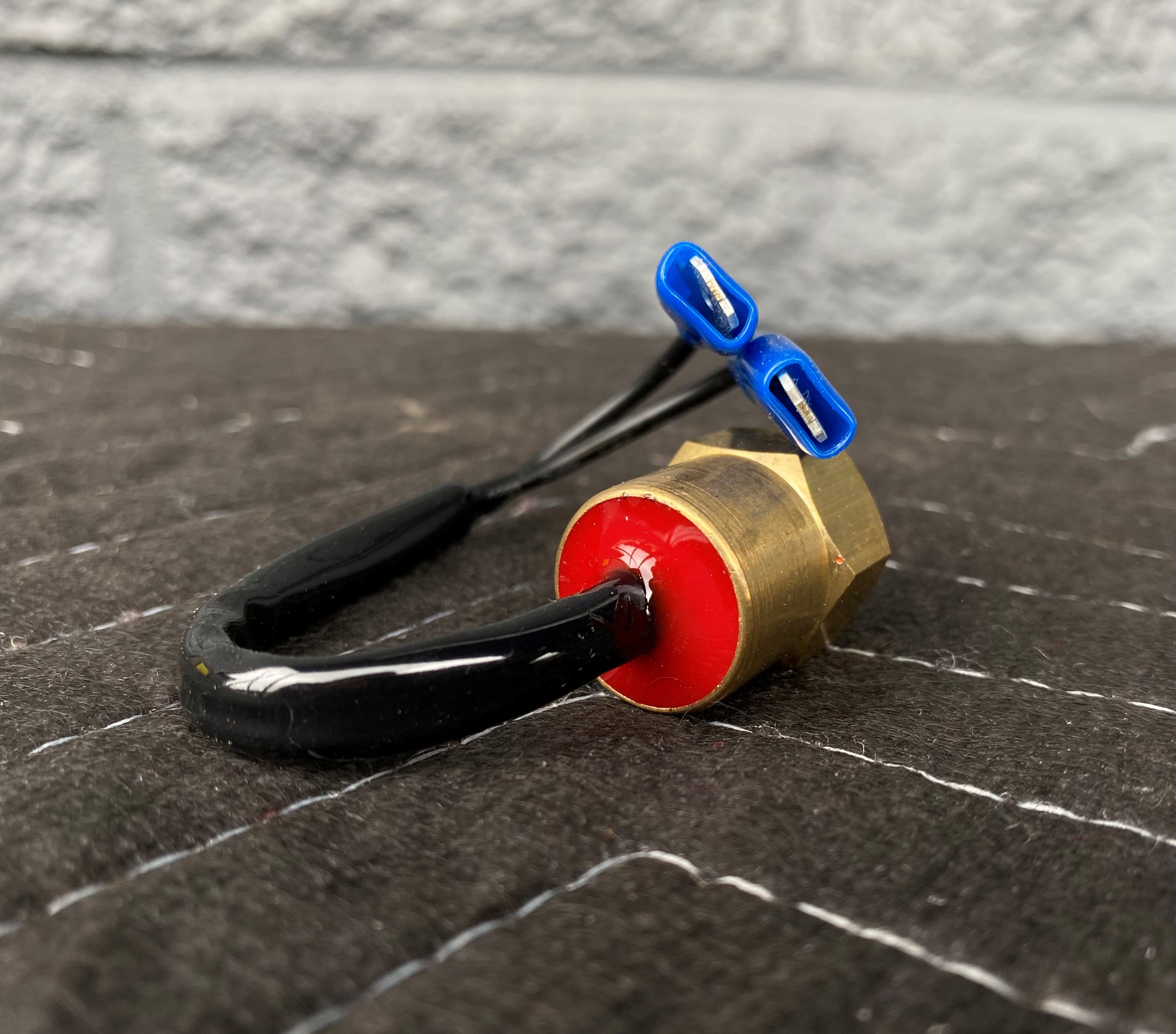 P383-096A A/C Pressure Switch To 1984