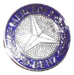 J147-019  -  190SL Hood Emblem