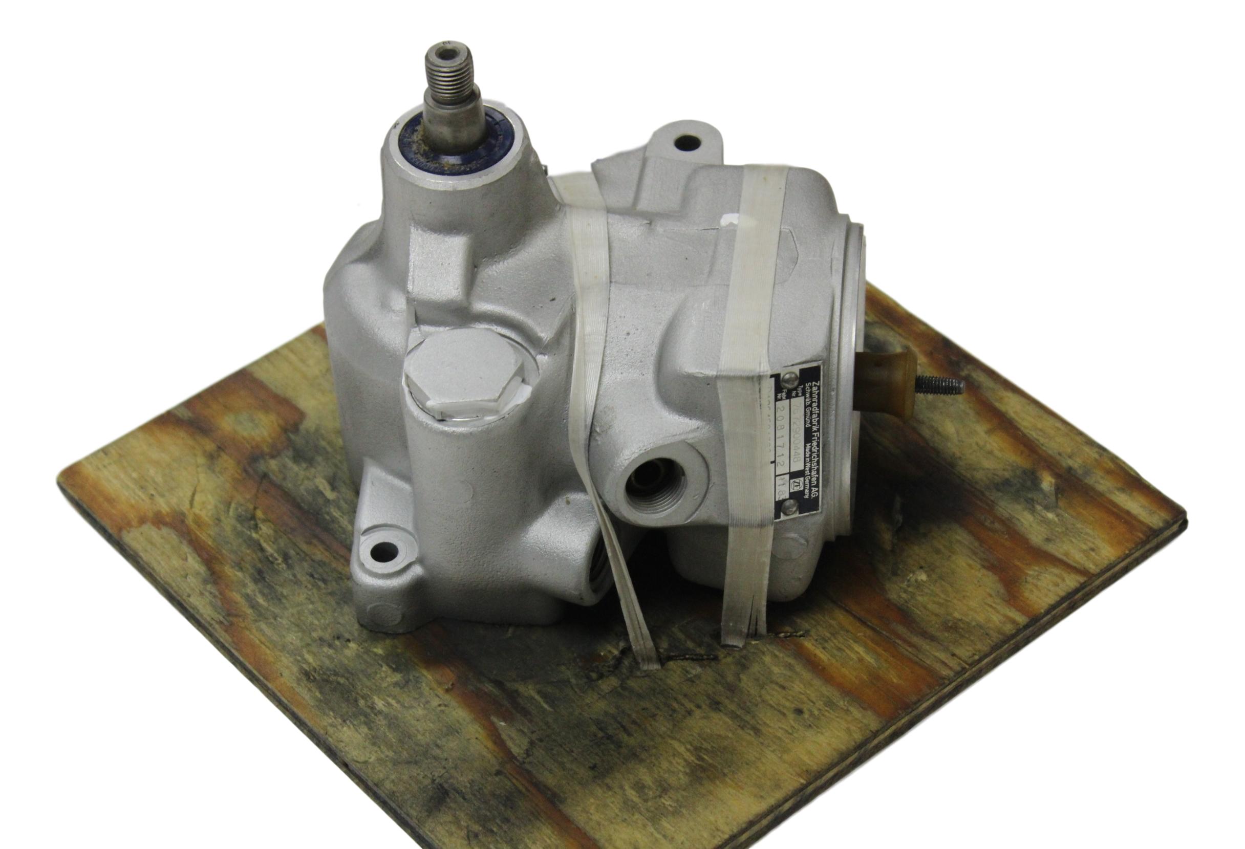 C313-080 Power Steering Pump 450SL / 380SL