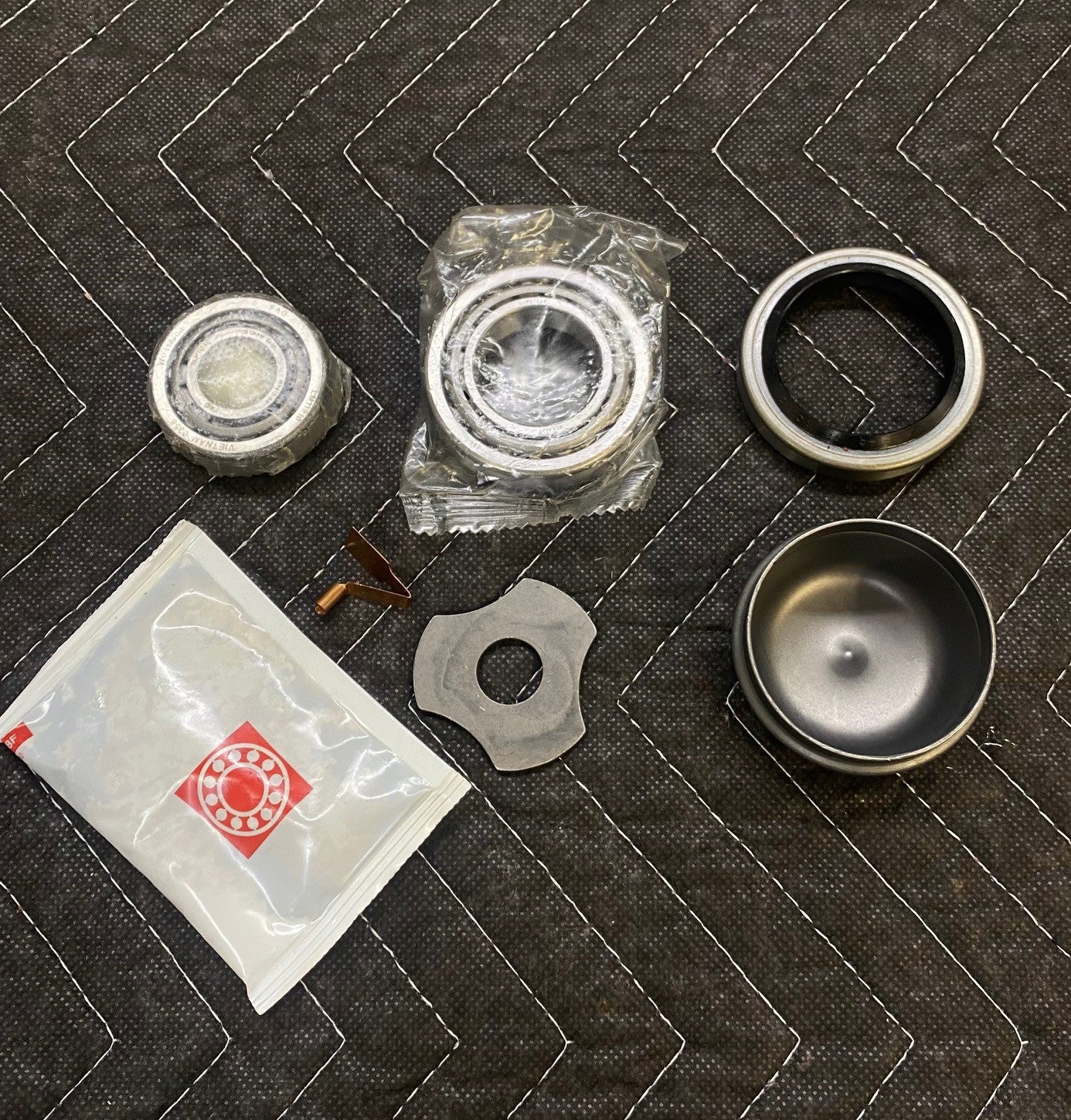 J220-033A Front Wheel Bearing Kit