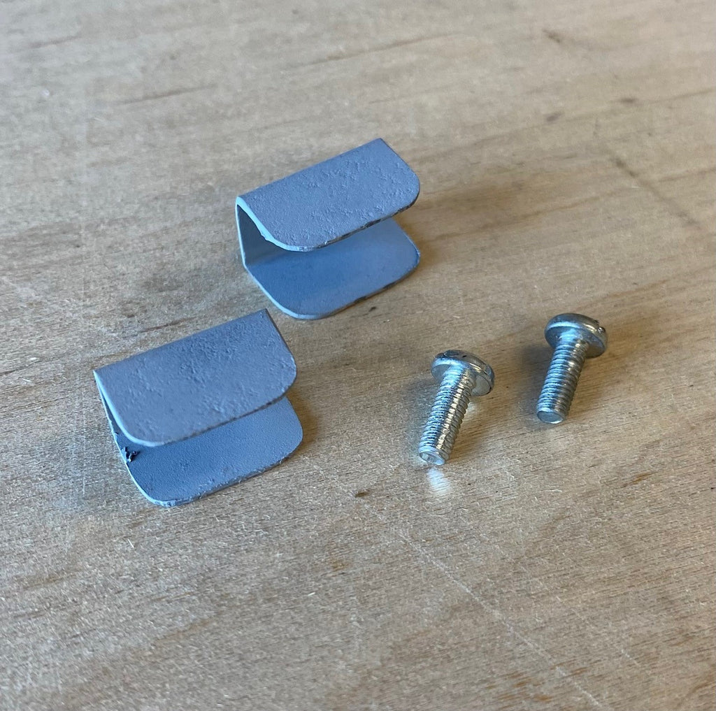 J147-022 - 190SL Logo Attaching Kit