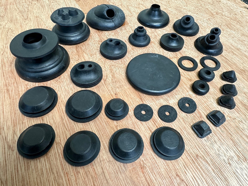 O240-135 - Firewall Grommet Kit