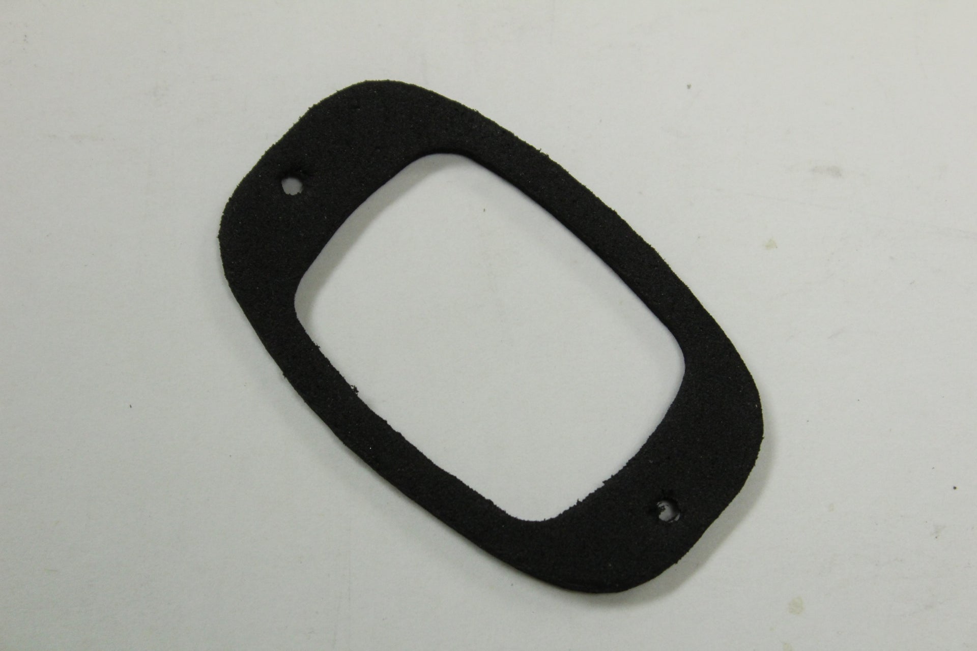 Q148-107 - License Light Pad-Late