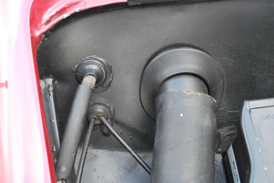 Q149-069 - Defroster Grommet at firewall