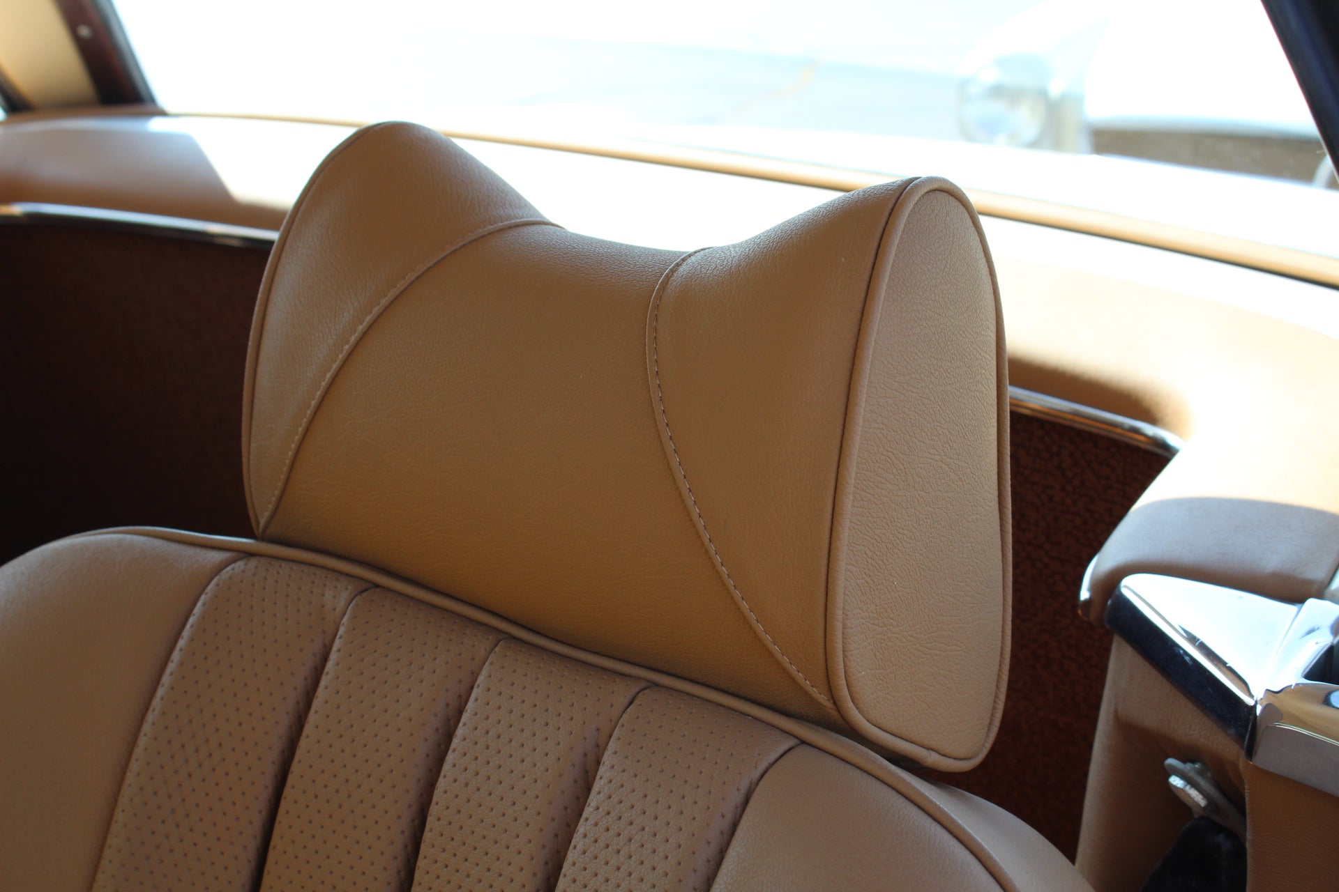 U240-010 Headrest Covers, Leather
