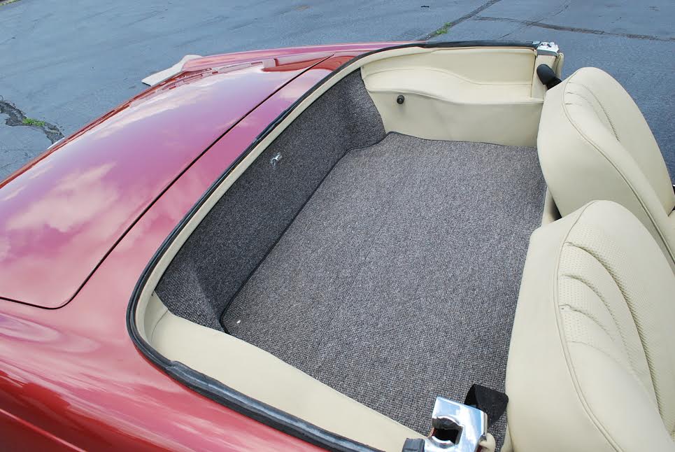 U240-060 Carpet Set for California Coupe, German Square-Weave