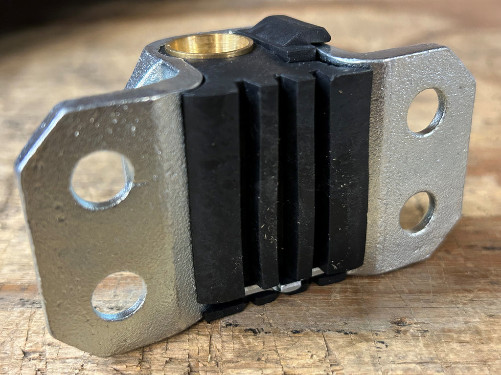 K372-069R Striker Plate, Right Repro, 560SL