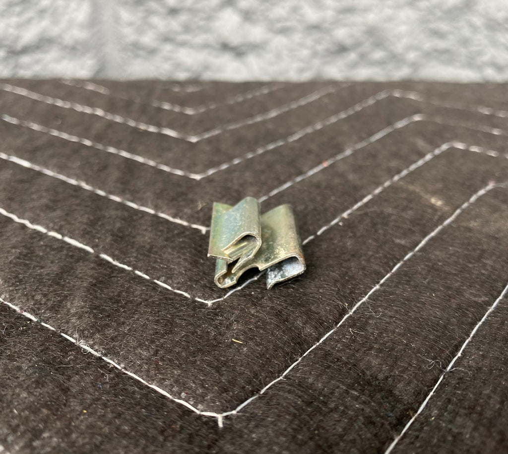 K372-362B Window Felt Clip, Inner