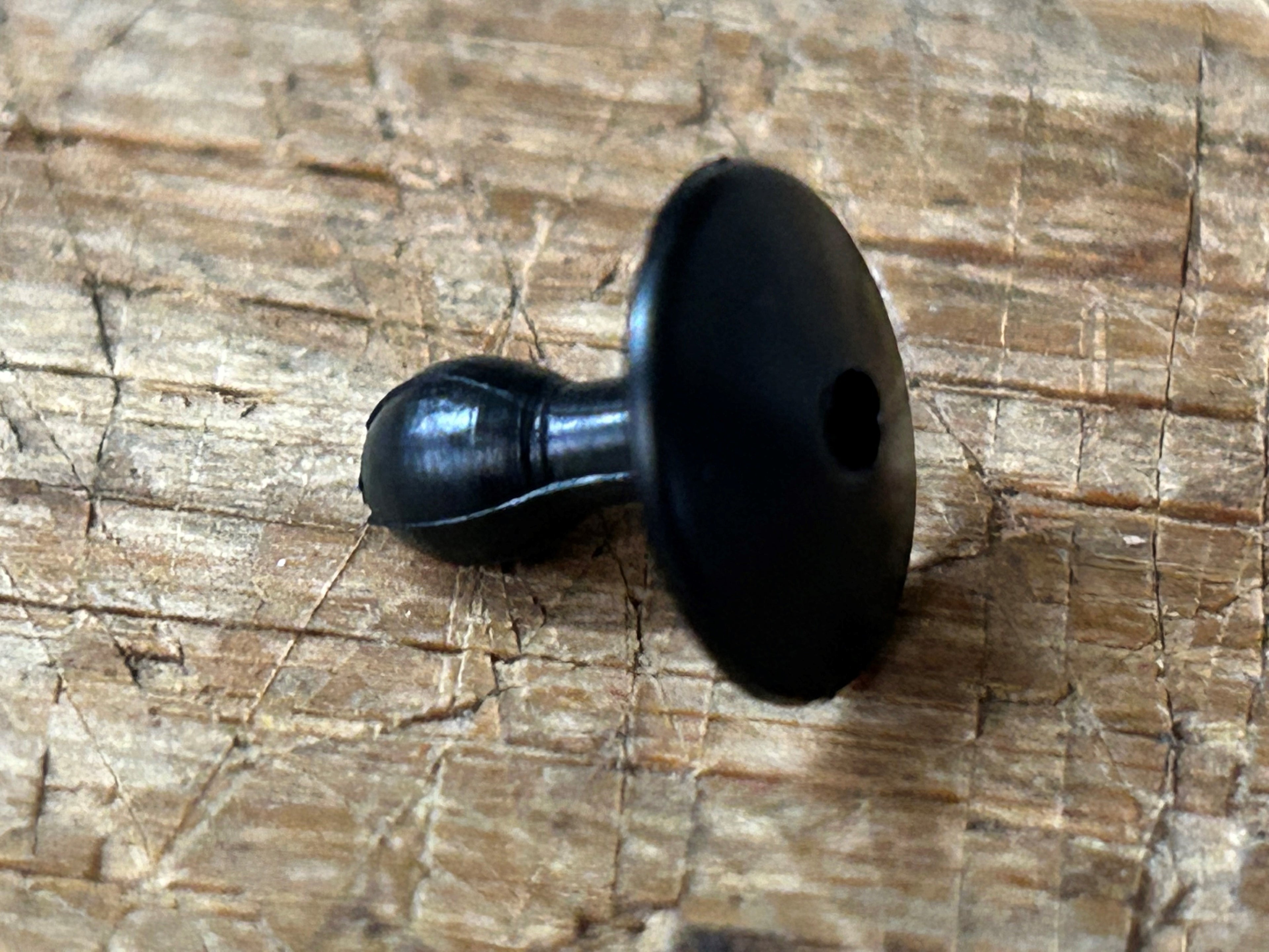 G372-413 - Door Seal install plugs