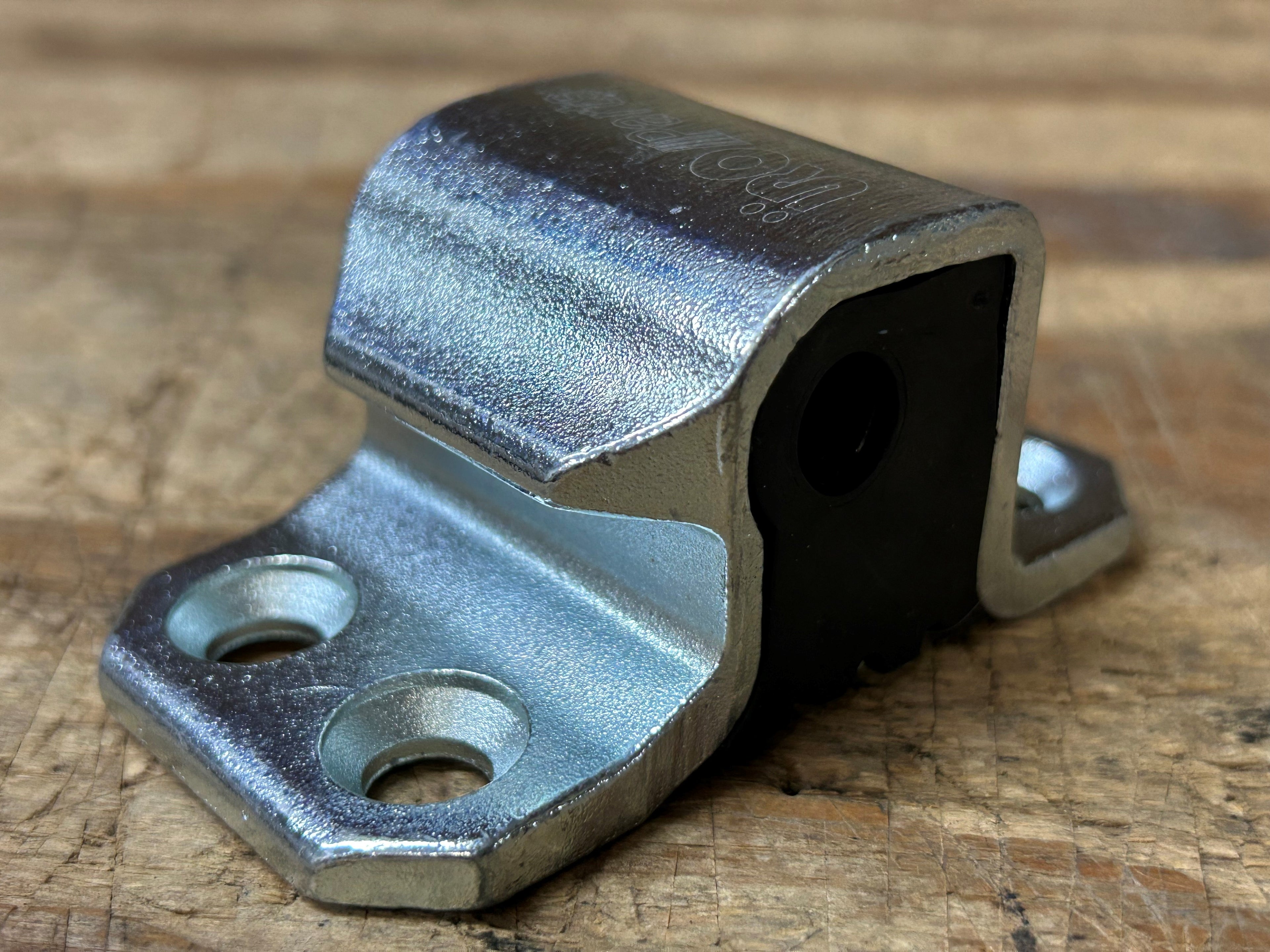 K372-069L Striker Plate, Left Repro, 560SL