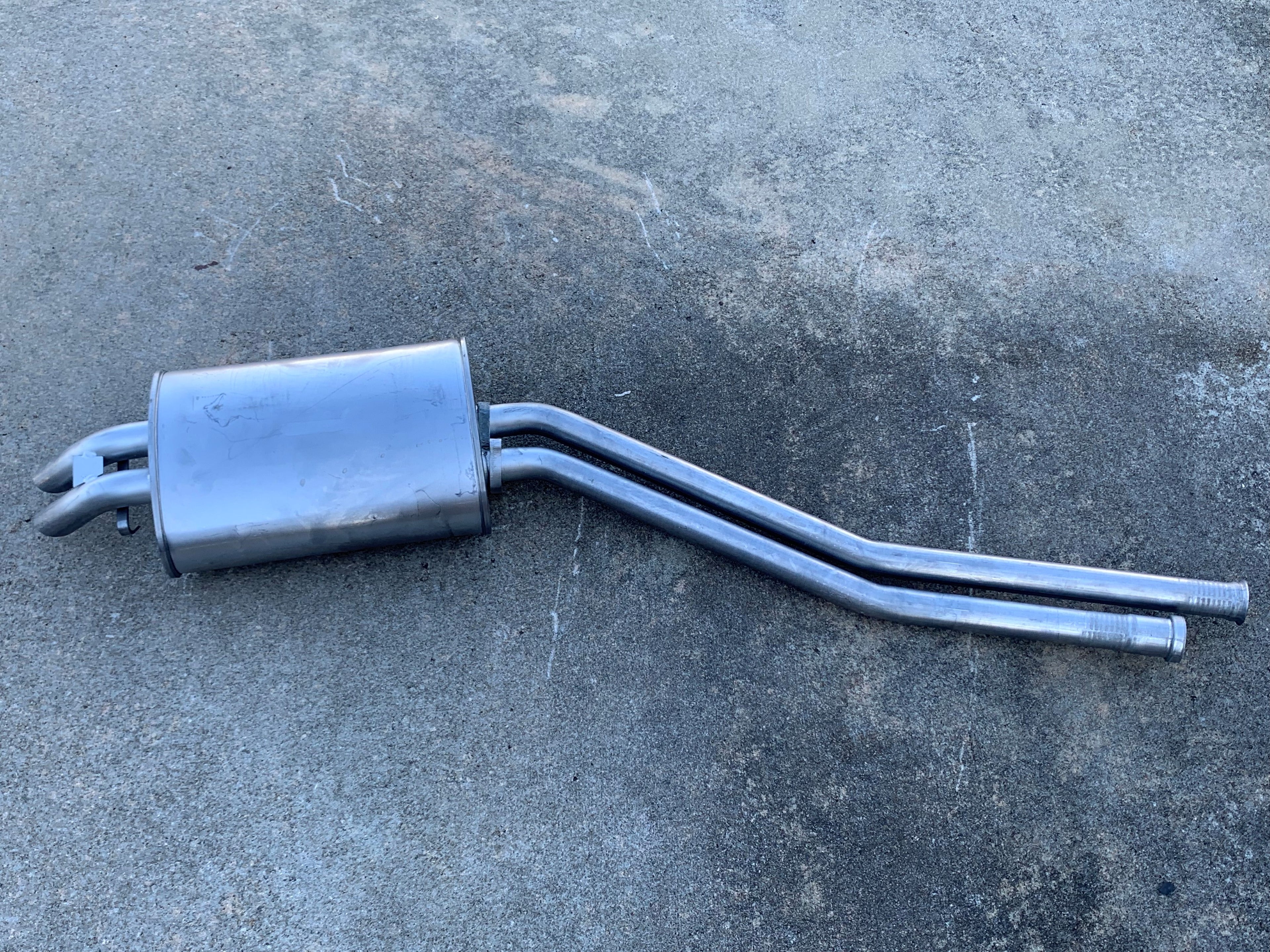 G300-104 - Reproduction Rear Muffler, 560SL